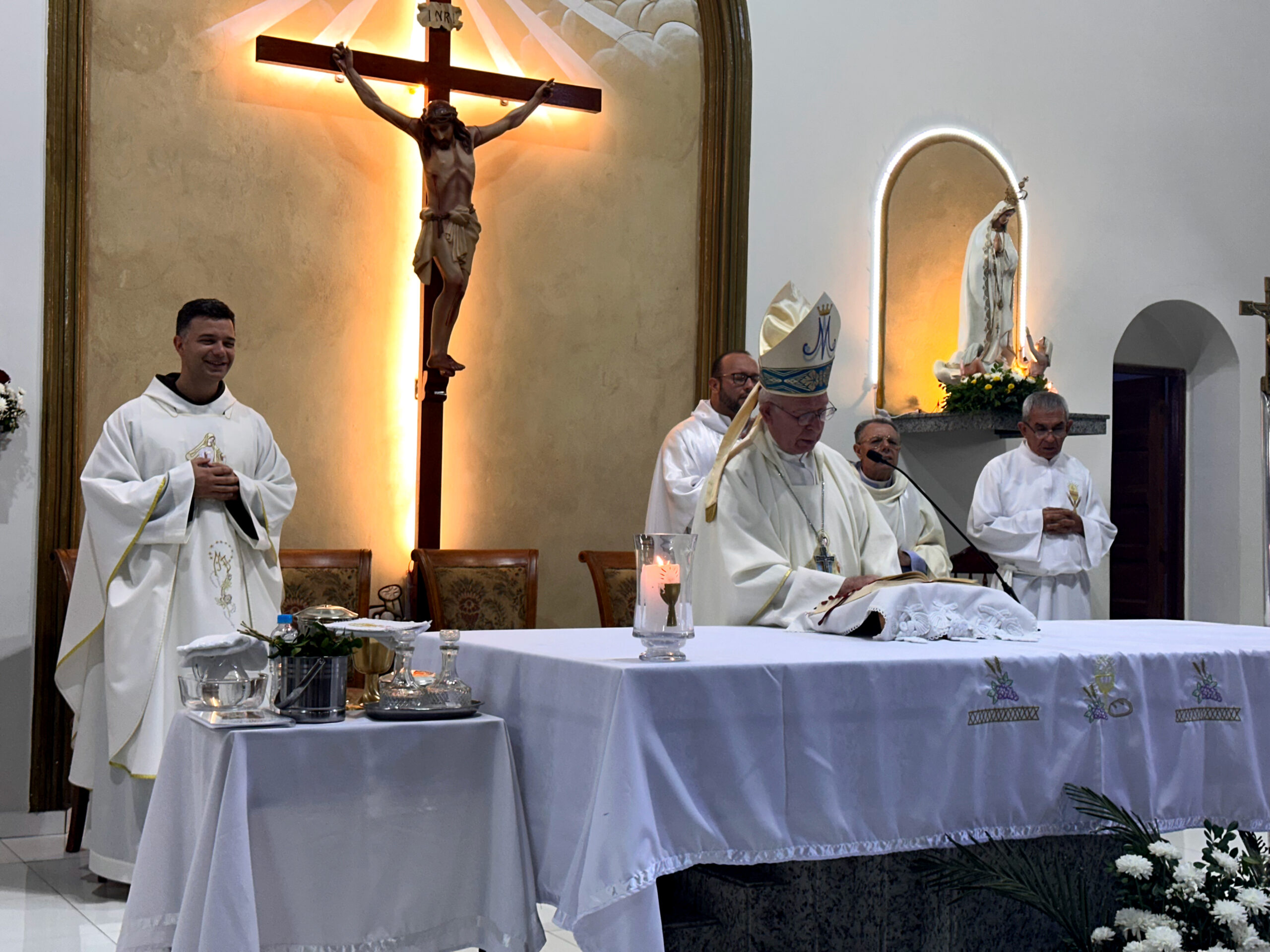 Al momento stai visualizzando Il parroco di Medjugorje don Zvonimir Pavičić ha partecipato in Paraguay al Congresso Regina della Pace
