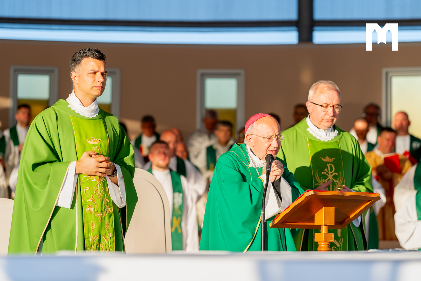 Scopri di più sull'articolo L’arcivescovo Cavalli ha celebrato la Messa commemorativa per l’arcivescovo Hoser