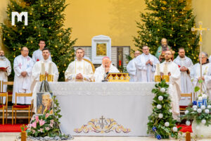 Scopri di più sull'articolo Mons. Cavalli ha celebrato la Messa per Benedetto XVI: ‘Ha compreso la sua missione e l’ha realizzata’