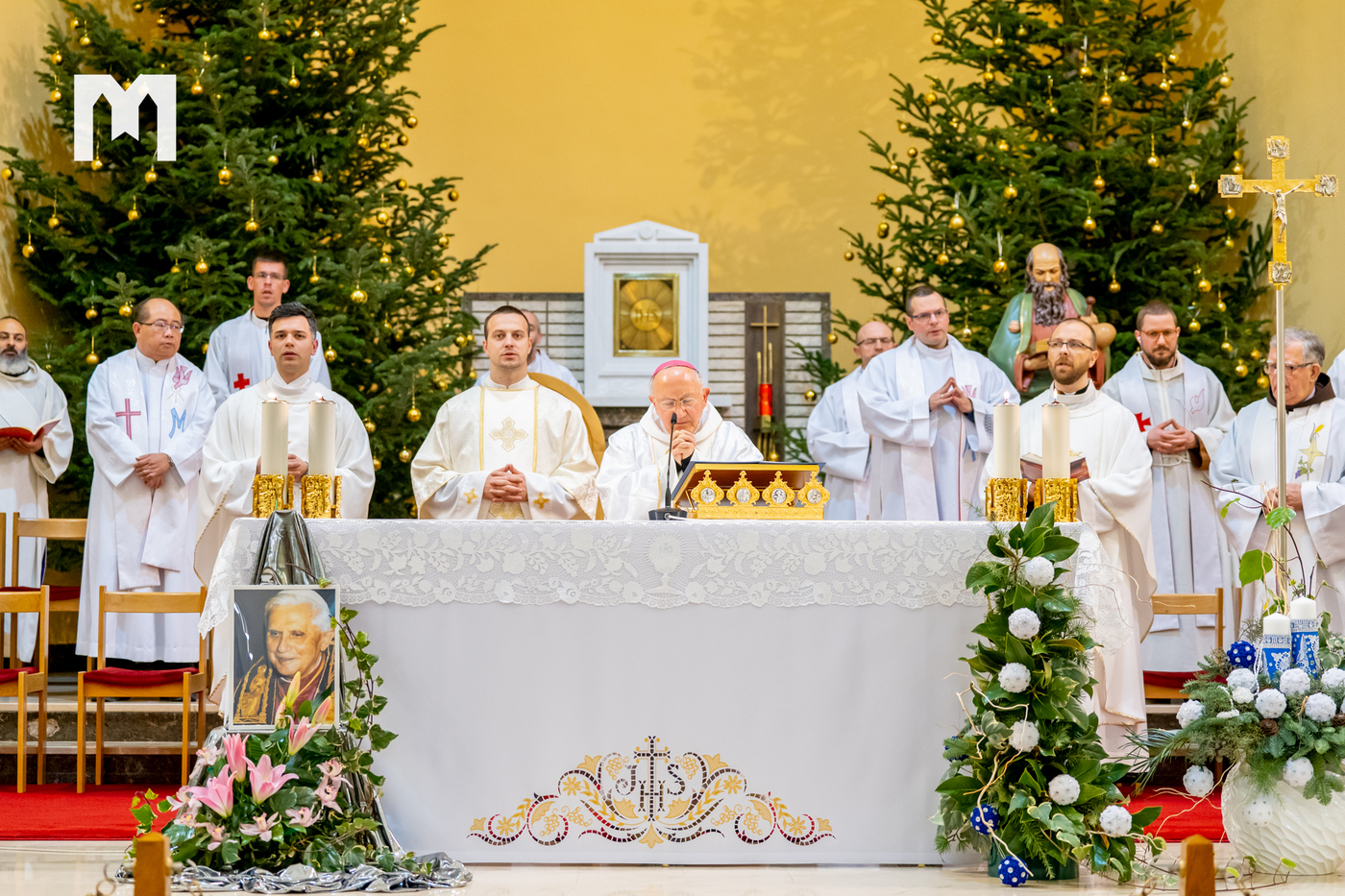 Al momento stai visualizzando Mons. Cavalli ha celebrato la Messa per Benedetto XVI: ‘Ha compreso la sua missione e l’ha realizzata’