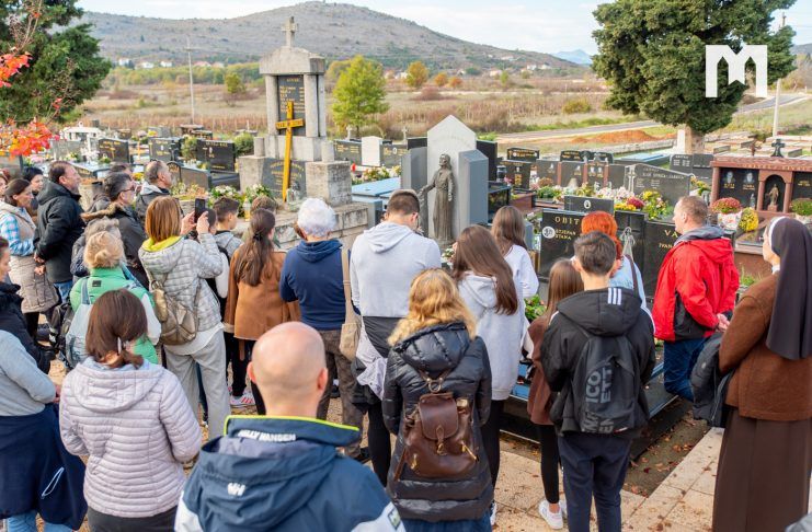 Al momento stai visualizzando Prima visione a Medjugorje del film “Seguimi col cuore” su Padre Slavko Barbarić
